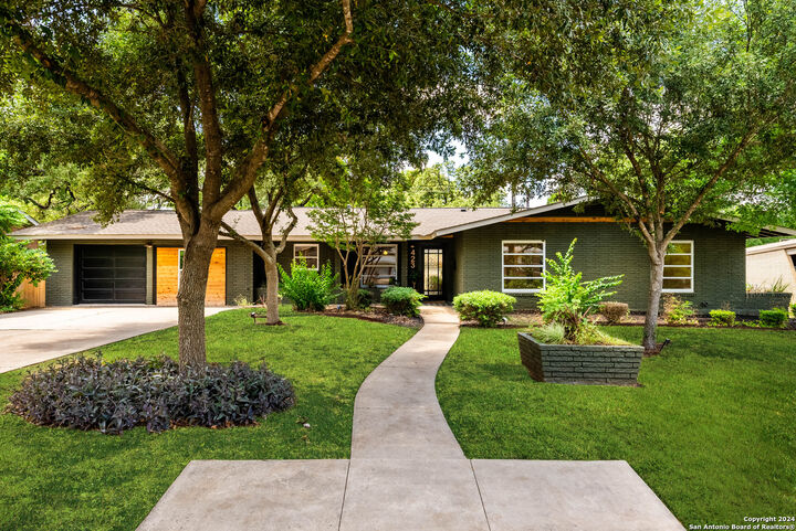 423 Rockhill  San Antonio TX 78209 photo