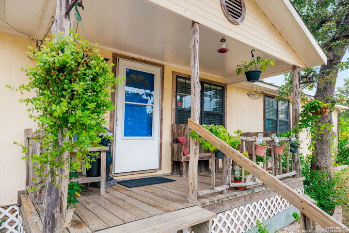 Property Photo:  176 Deep Woods Drive  TX 78155 