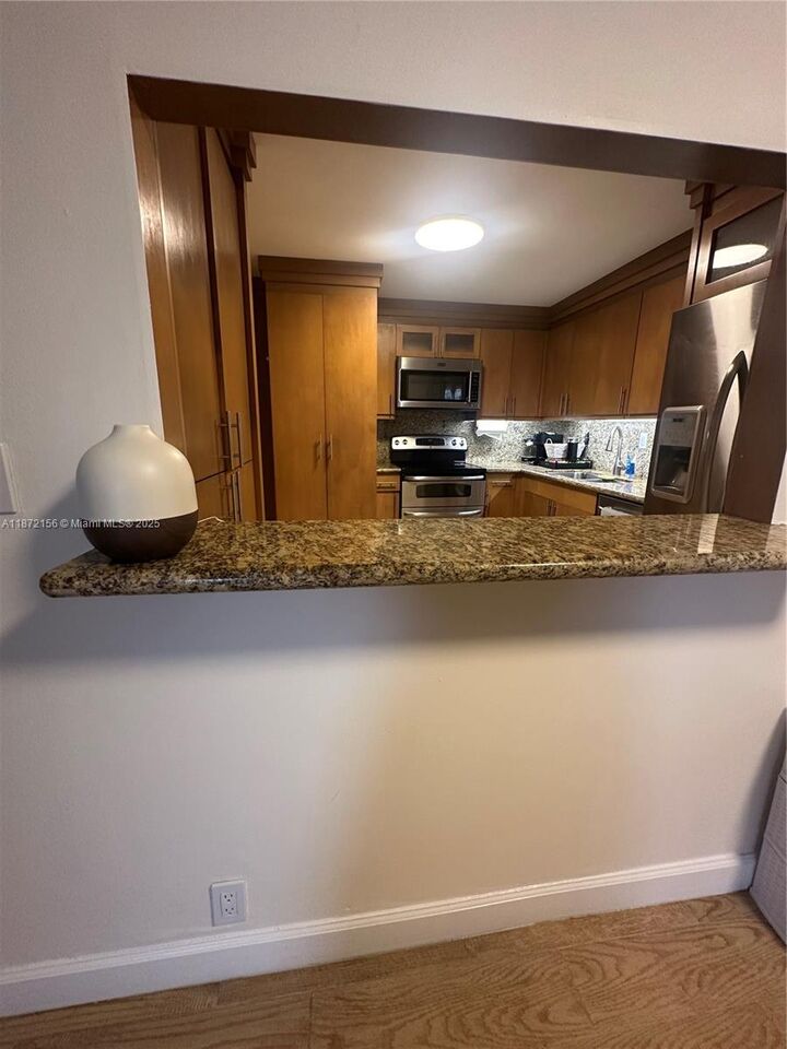 Property Photo: 1901 NE Brickell Ave B1511 FL 33129