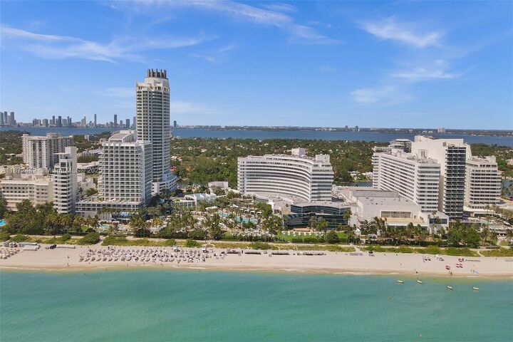 Property Photo: 4401 Collins Ave 2712 FL 33140