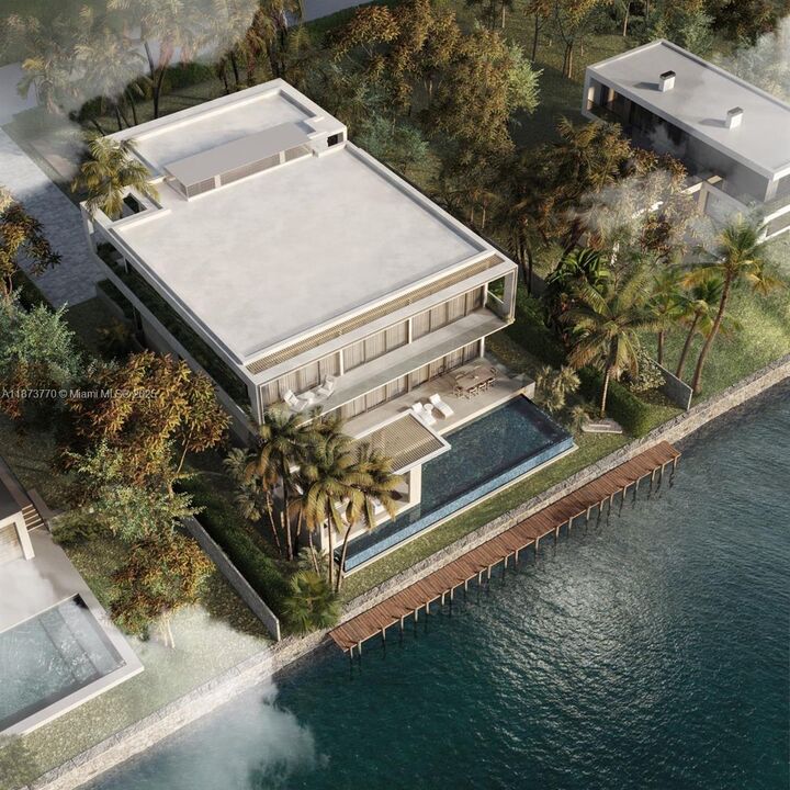 Property Photo: 5226 N Bay Rd FL 33140
