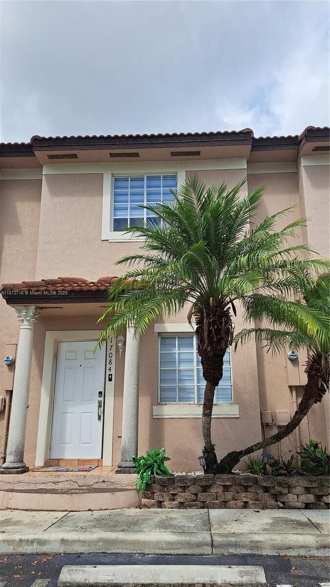 Property Photo: 17084 SW 138th Ct FL 33177