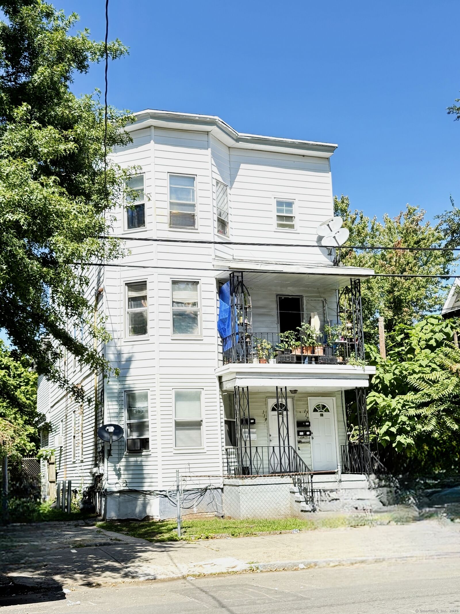Property Photo: