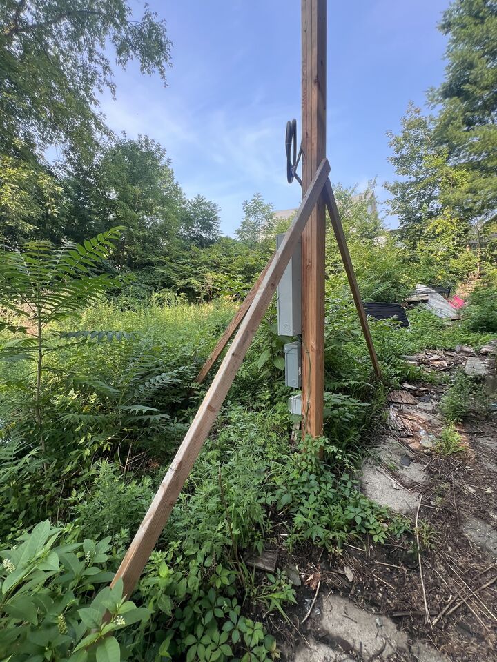 Property Photo:  48 Lake Street  CT 06360 