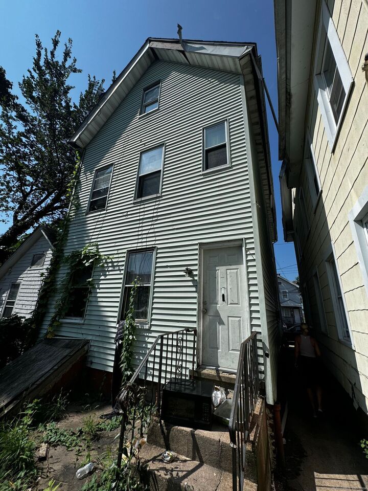121 Fillmore Street  New Haven CT 06513 photo