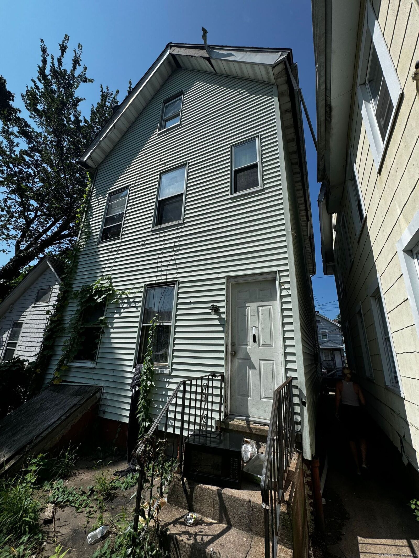 Property Photo:  121 Fillmore Street  CT 06513 