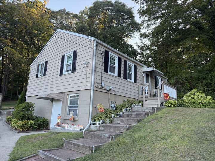 Property Photo: 2 Congress Avenue CT 06484