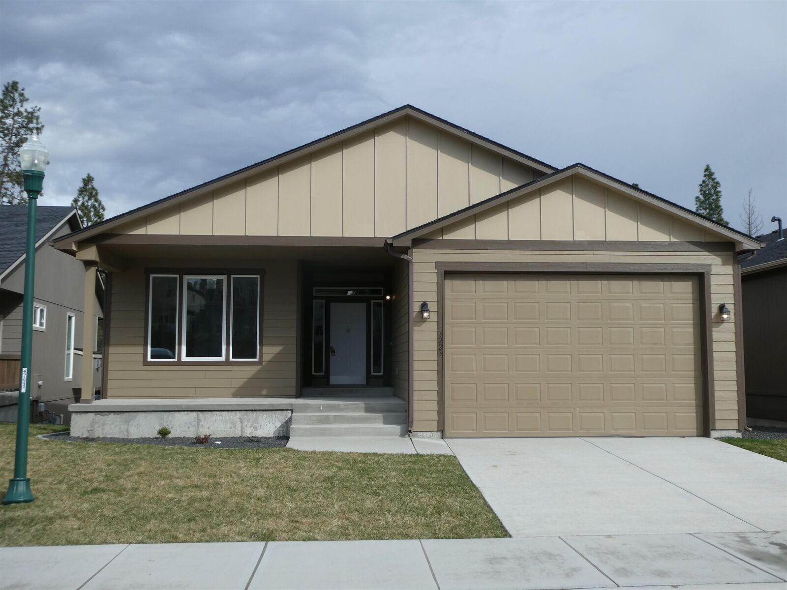 Property Photo: 3223 S Custer Ln WA 99223