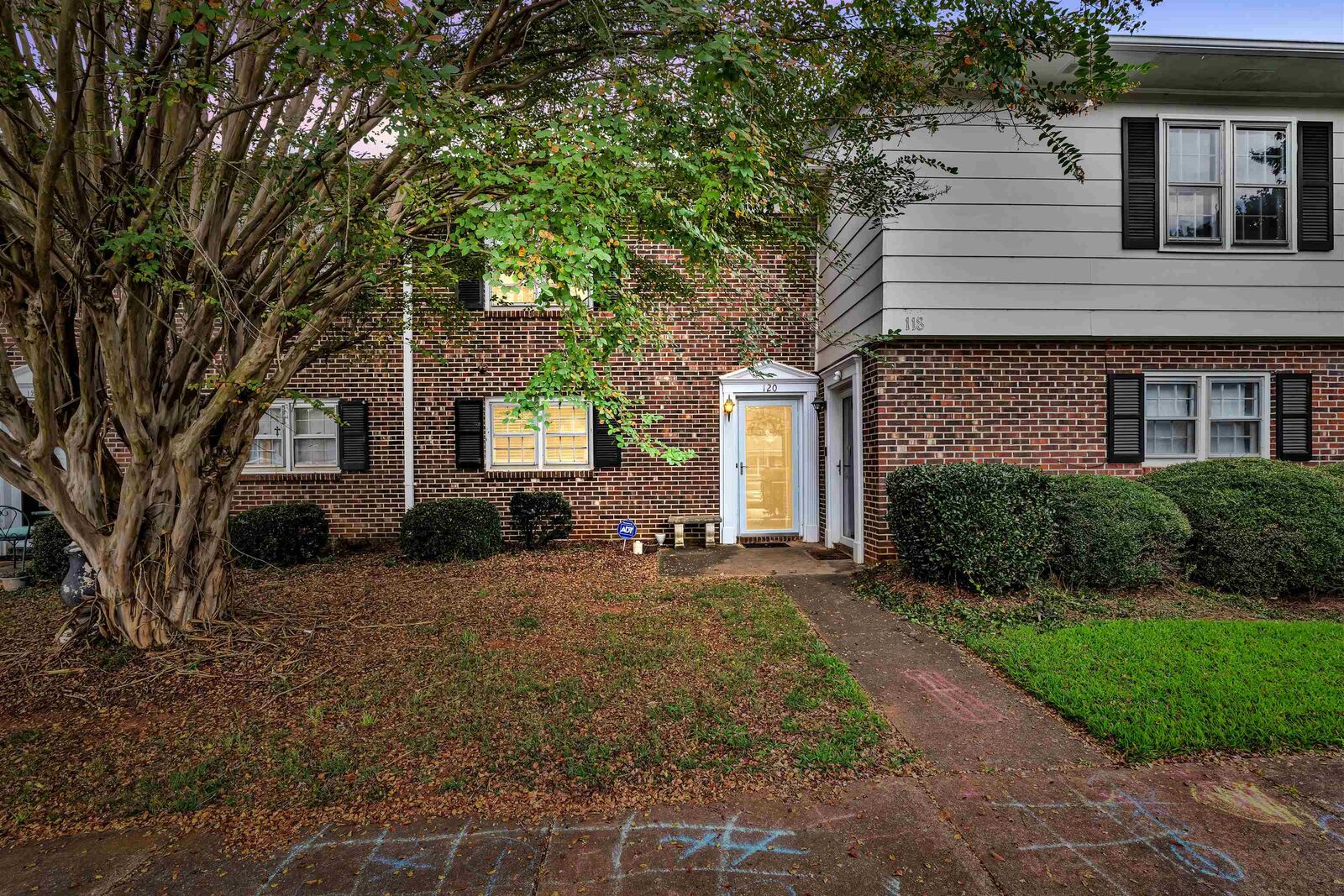 Property Photo: 120 Fernridge Drive SC 29307