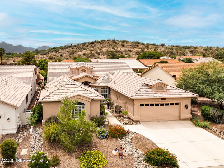 Property Photo: 63713 E Edgeview Lane AZ 85739
