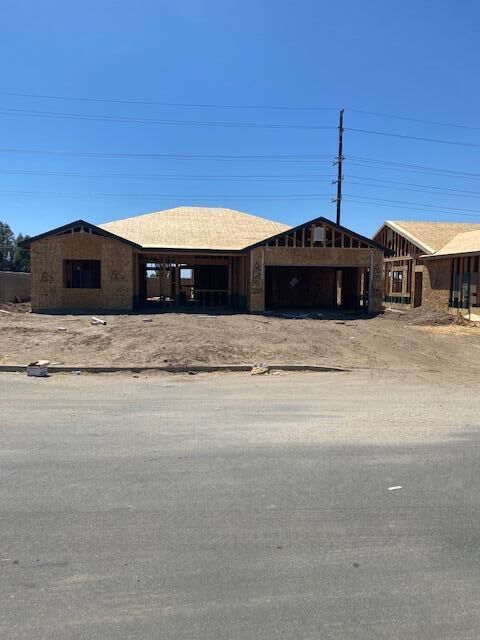 1177 S Royal Oak Court E  Porterville CA 93257 photo