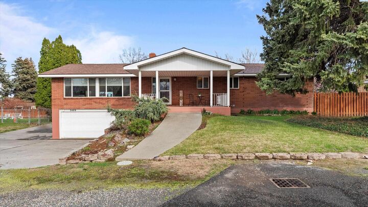 2409 S Fruitland St  Kennewick WA 99337 photo
