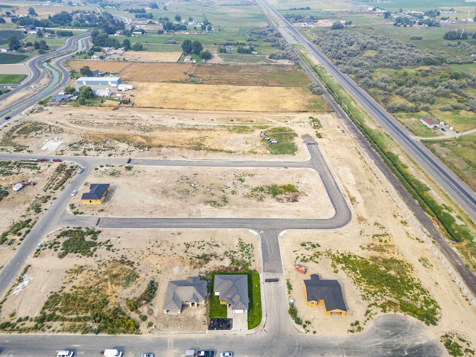 Property Photo:  Tbd Lot 20 Harvest Valley Estates Phase 2  WA 98944 