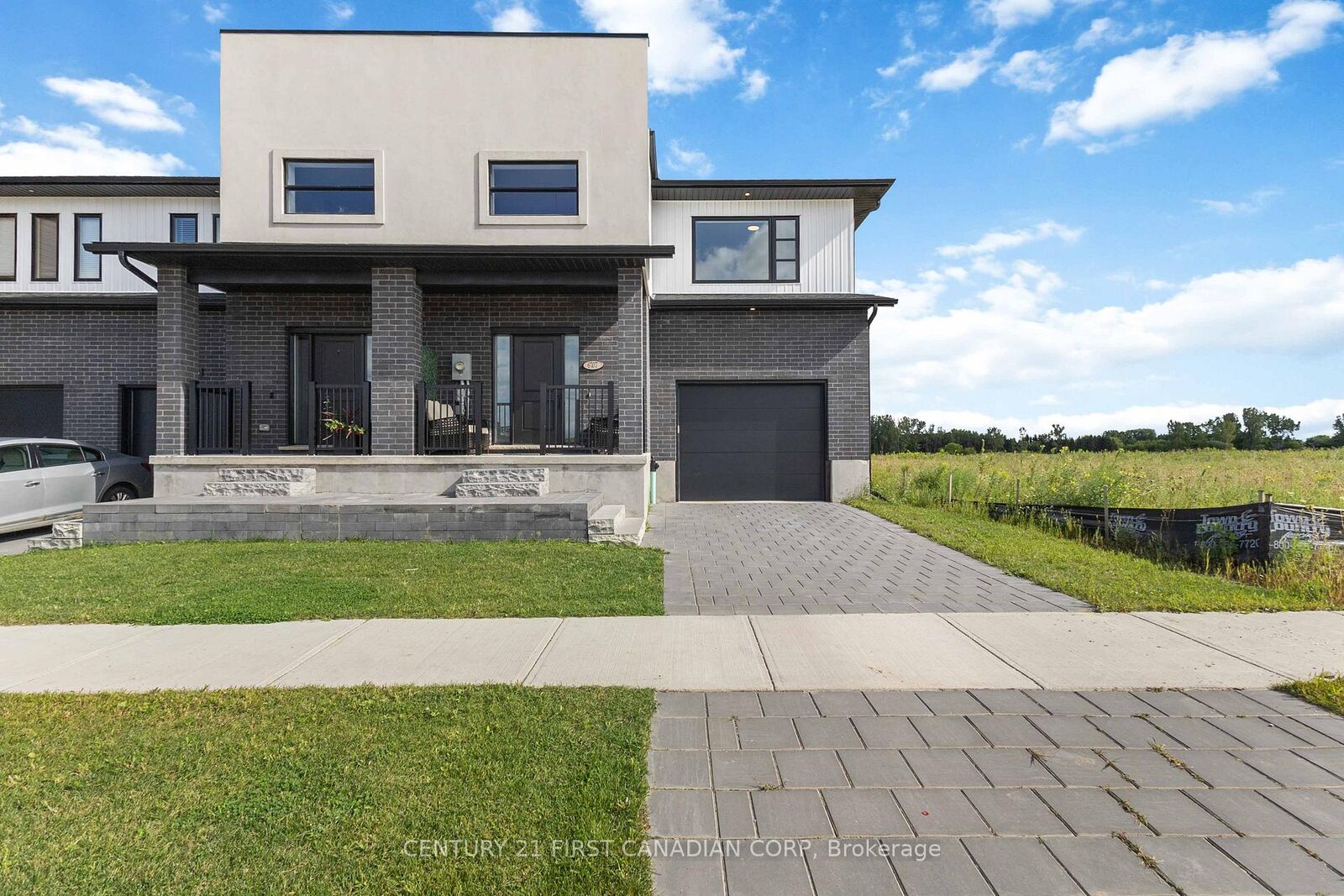 Photo de la propriété: 6707 Royal Magnolia Avenue ON N6P 1H5