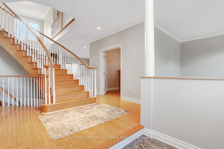 Property Photo: 6472 Beausejour Drive S ON K1C 6V5
