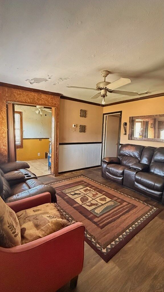 Property Photo:  820 Gordon St  GA 31601 