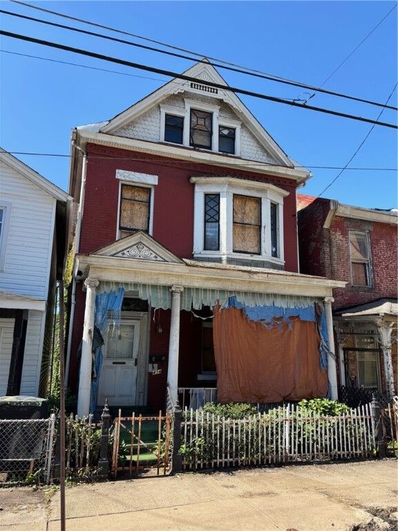 Property Photo: 414 Mills Avenue PA 15104