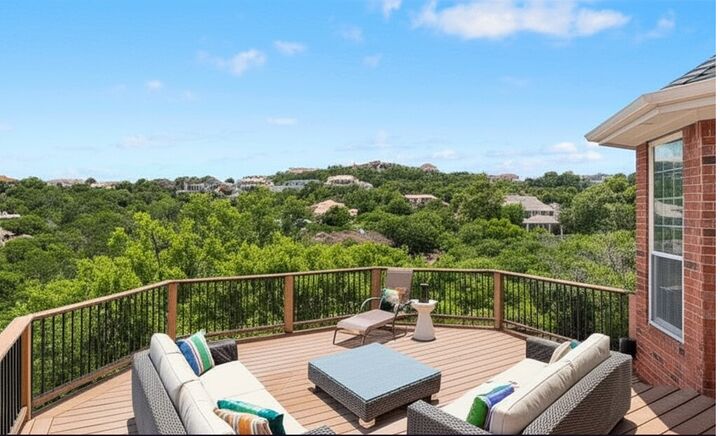 Property Photo: 2807 Round Table Road TX 78746