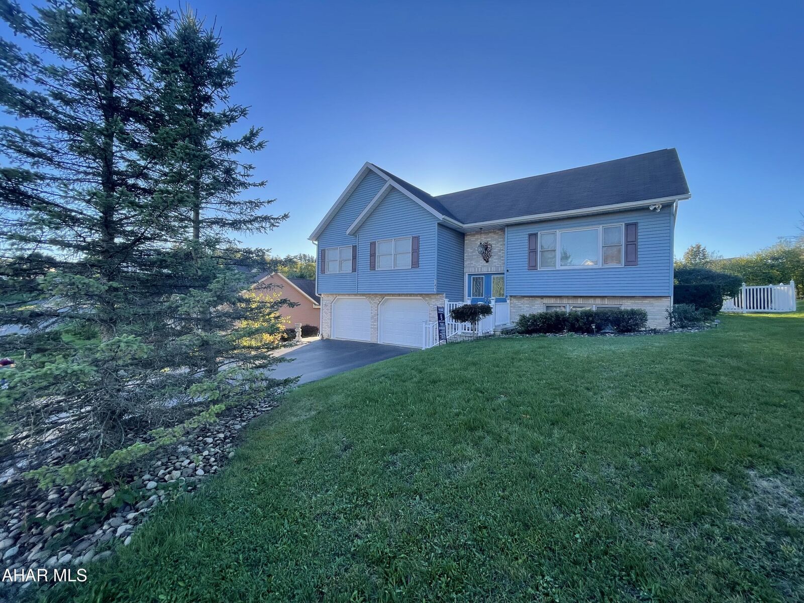 Property Photo: 741 Brentwood Drive PA 16635