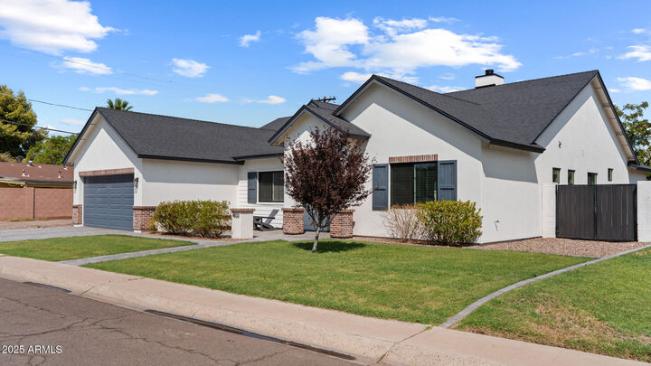 Property Photo: 4833 N 31st Street AZ 85016