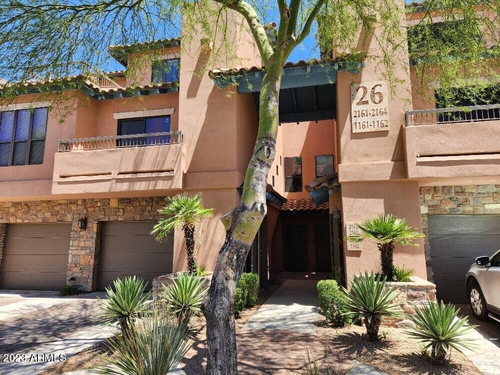 Property Photo:  20660 N 40th Street 2162  AZ 85050 