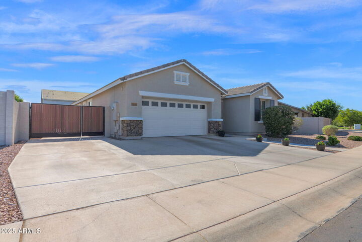 Property Photo: 3360 N Arco -- AZ 85213