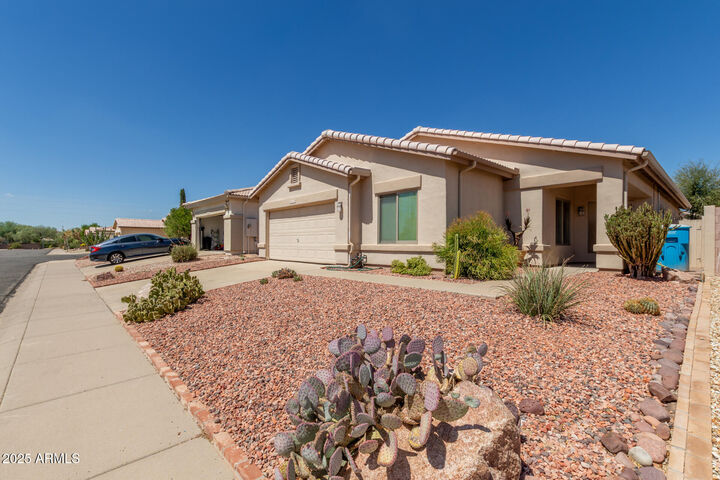 Property Photo: 6540 W Avenida Del Rey -- AZ 85083