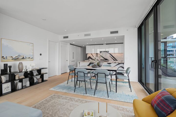 Photo de la propriété: 135 E 13th Street 1309 BC V7L 0J8