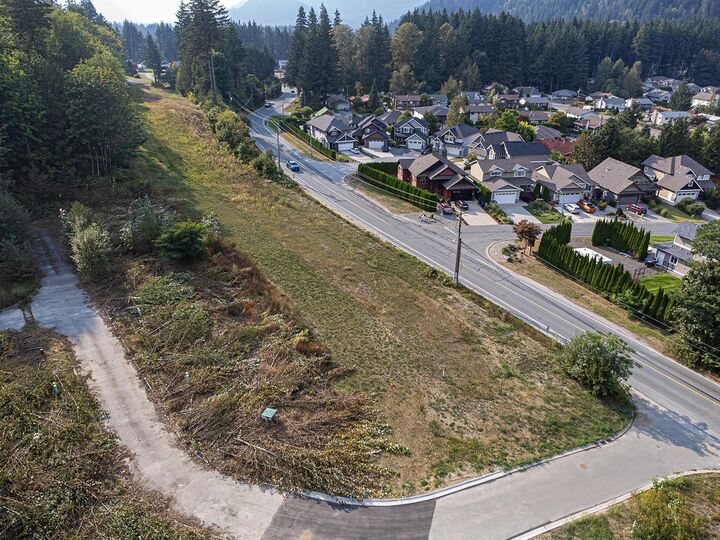 Property Photo: 66026 Kawkawa Lake Road 4 BC V0X 1L1