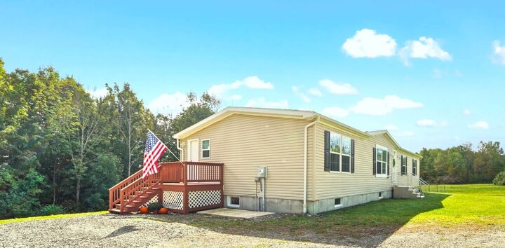 Property Photo:  1000 Russell Road  NY 13811 