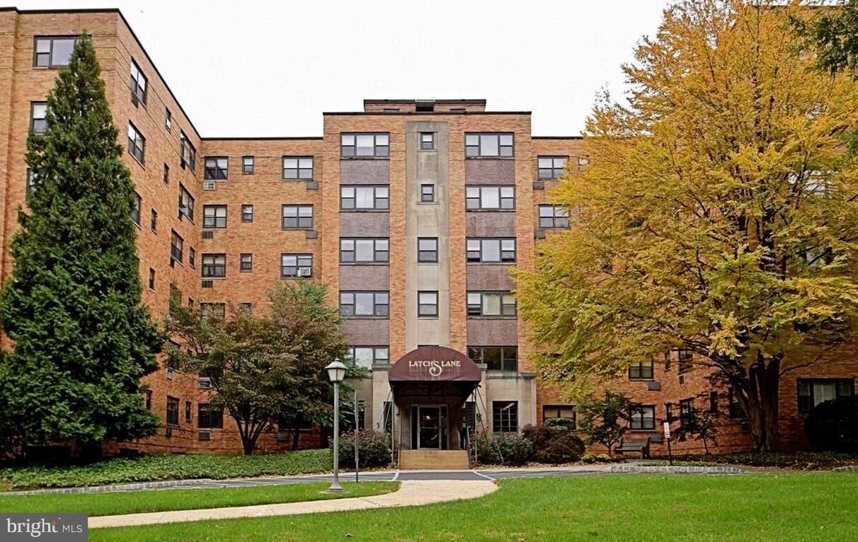 Property Photo:  40 Old Lancaster Road 215  PA 19066 