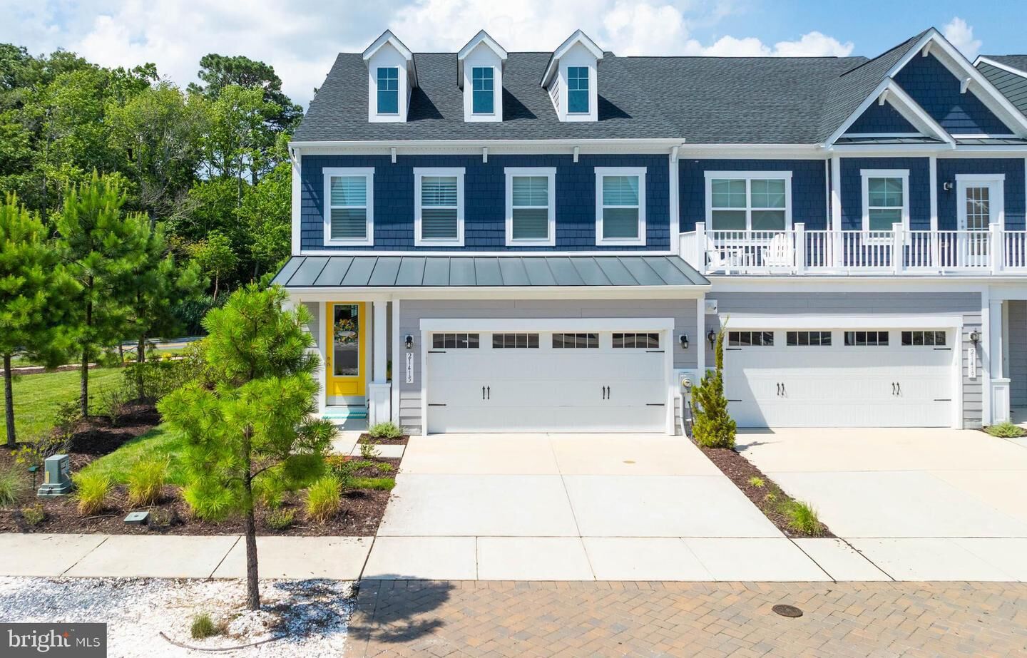 Property Photo: 21415 Sweetwater Square DE 19975