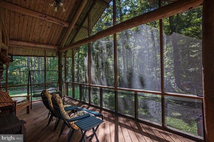 Property Photo: 1403 Town Point Road MD 21613