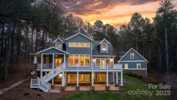 Property Photo:  1461 Sunset Point Drive  NC 28612 