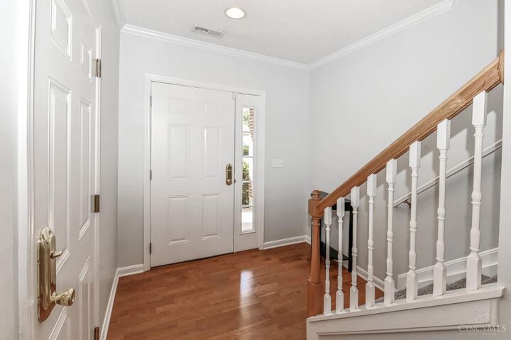 Property Photo: 1236 Arapaho Lane OH 45244