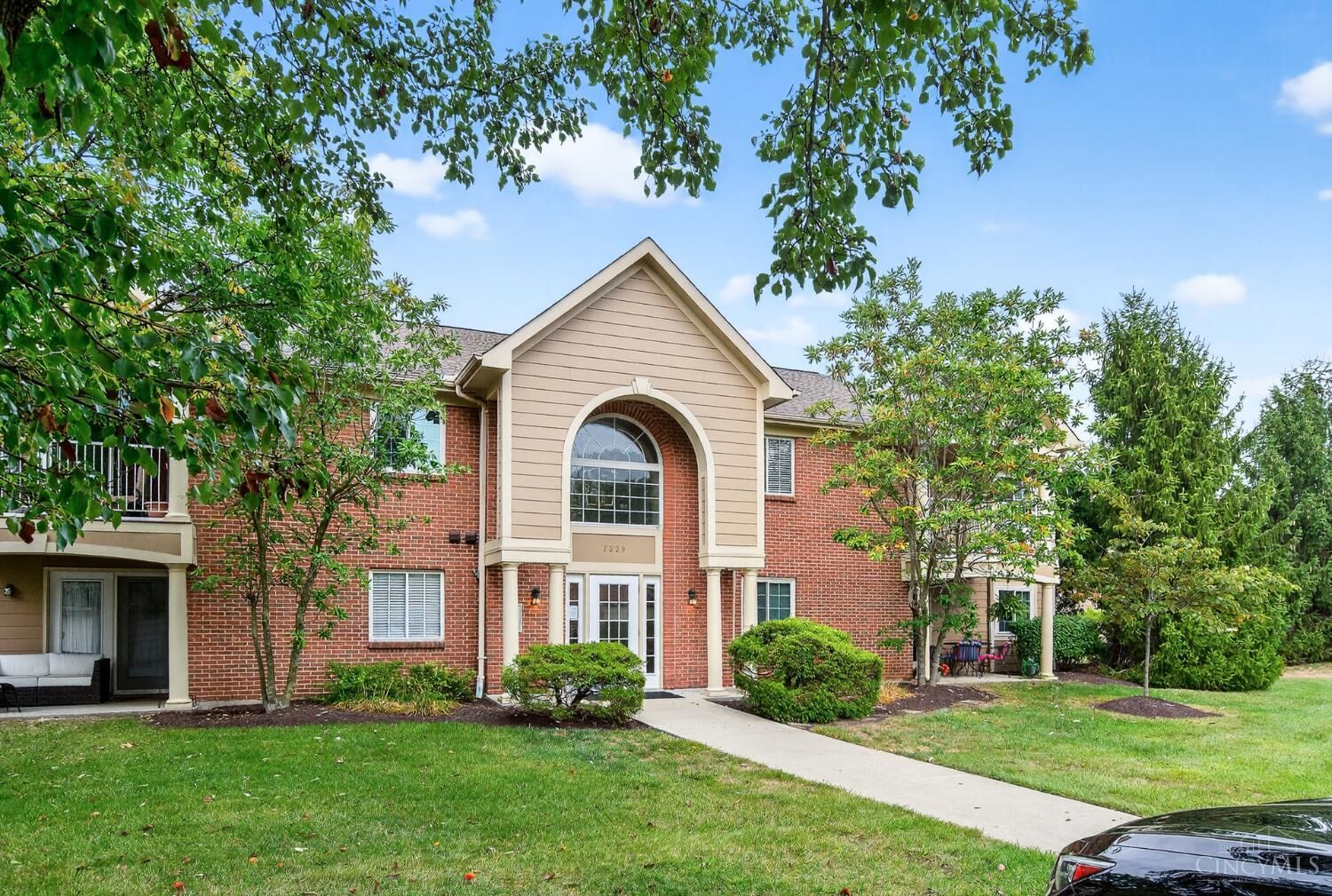 Property Photo:  7329 Chatham Court  OH 45069 