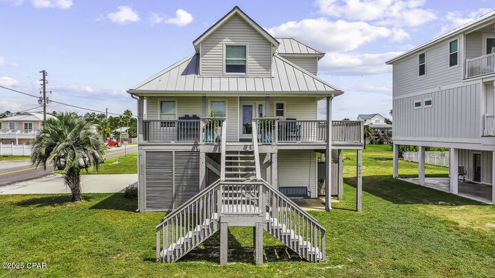 Property Photo: 8184 W Highway 98 FL 32456