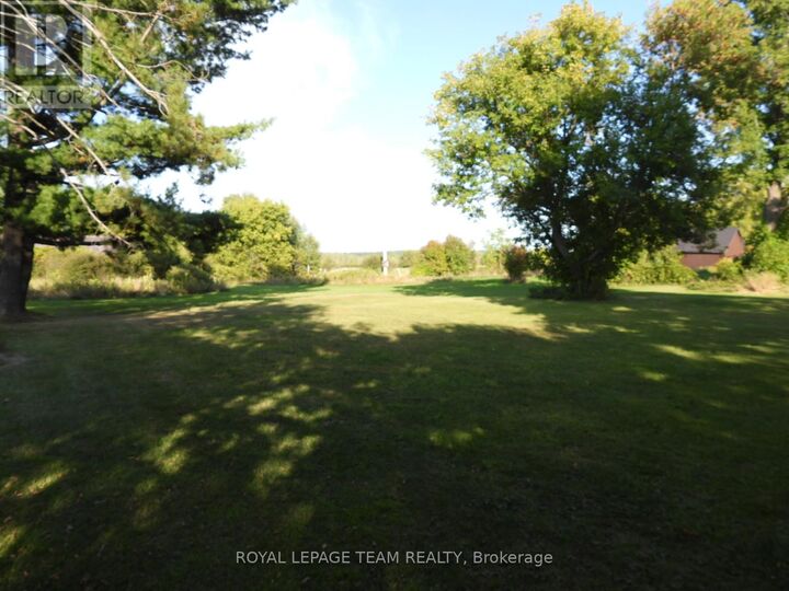 Property Photo:  2710 Dunrobin Road  ON K0A 1T0 