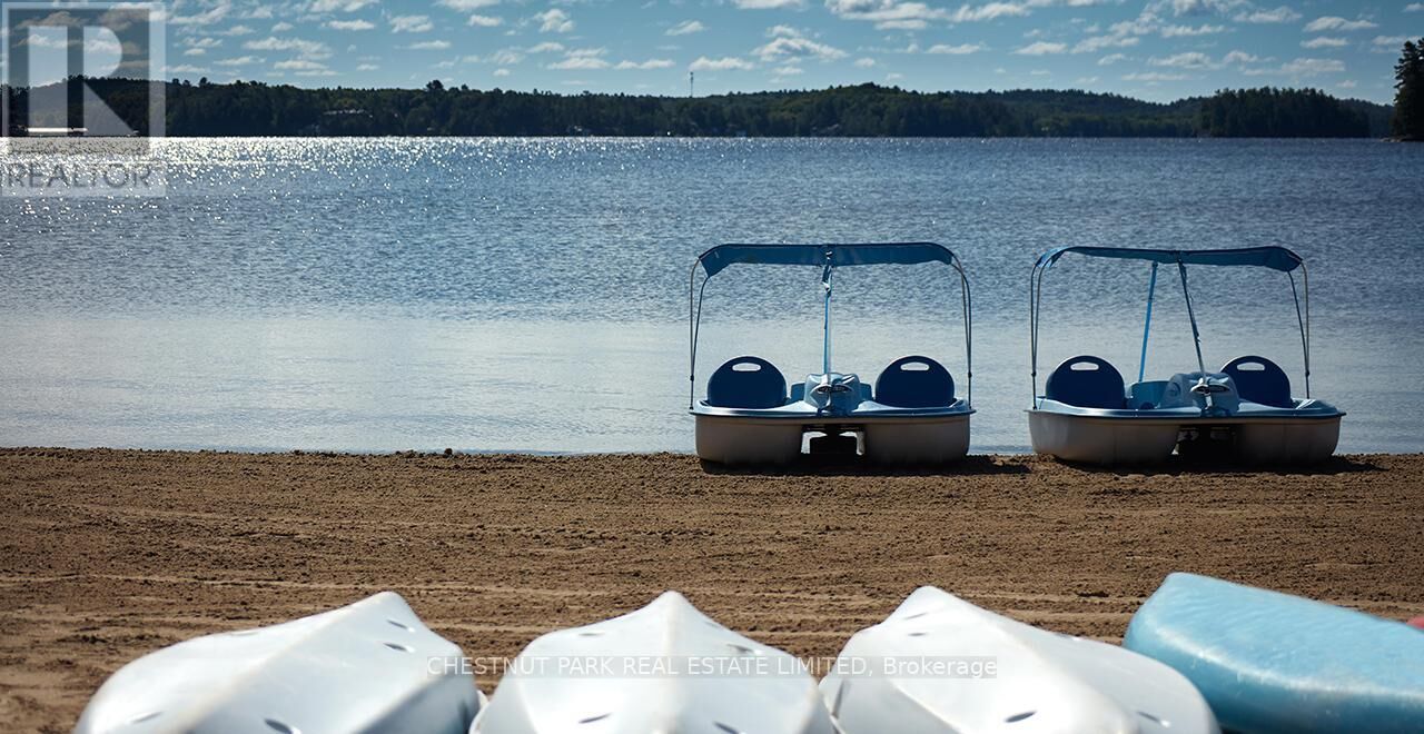 Property Photo:  1869 Muskoka District Road 118 West 4  ON P1L 1W8 