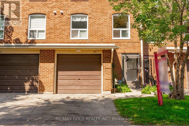 Photo de la propriété: 43 Eden Park Drive ON L6T 3A5