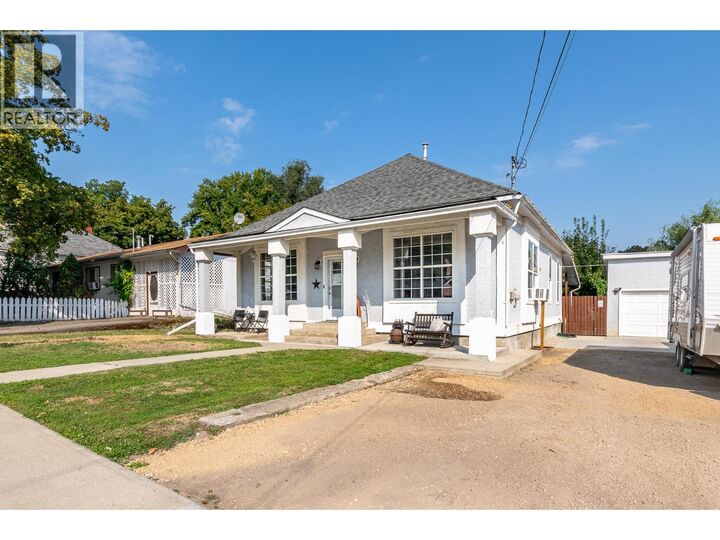 Property Photo:  715 Hubert Avenue  BC V0E 1V0 