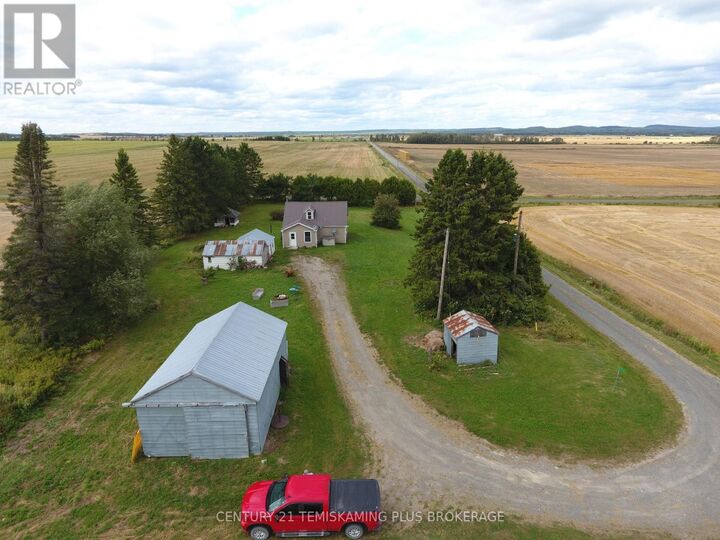 Property Photo:  253156 Roger'S Road  ON P0J 1H0 