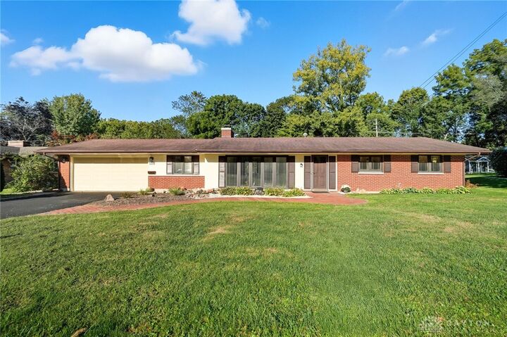 2215 S Linda Drive  Bellbrook OH 45305 photo