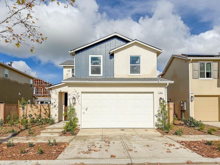 765 Laina Avenue  Madera CA 93636 photo