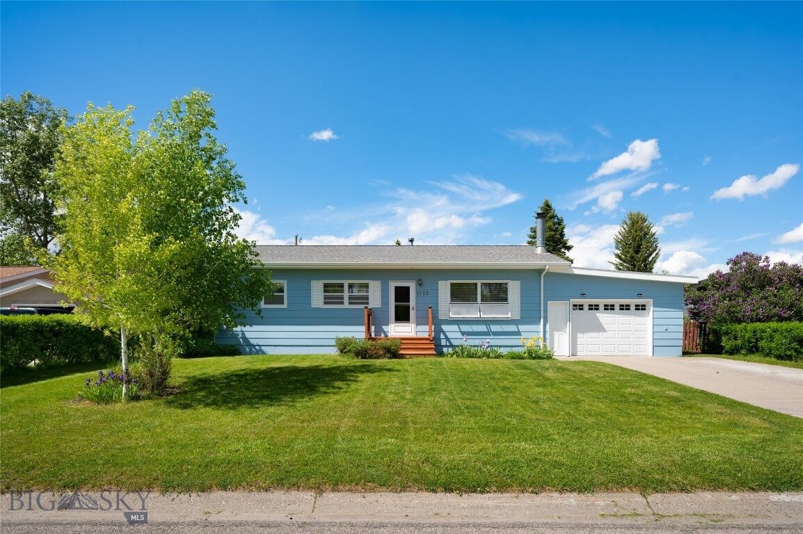 Property Photo:  1121 Cherry Drive  MT 59715