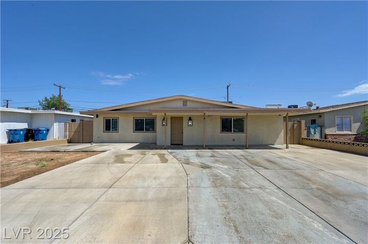 Property Photo:  612 Brush Street  NV 89107 