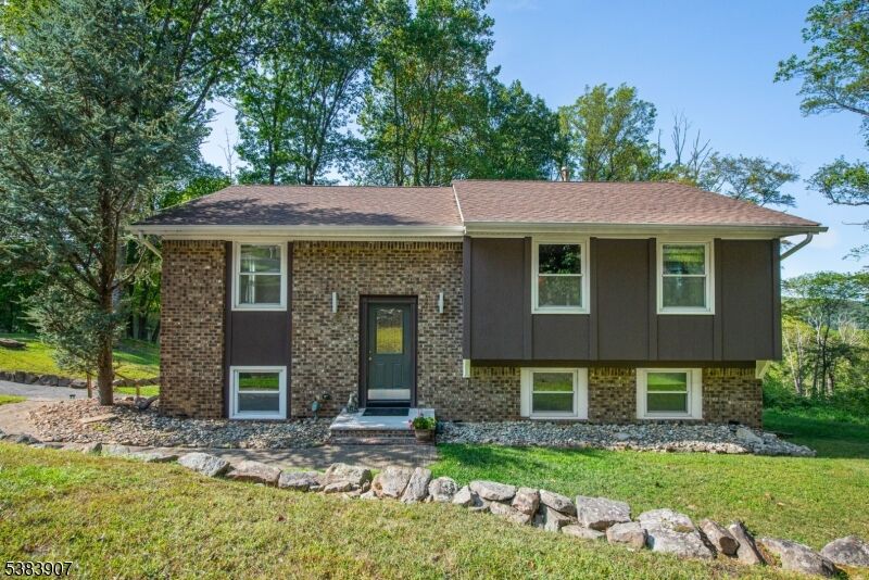Property Photo: 93 Hilltop Dr NJ 07869