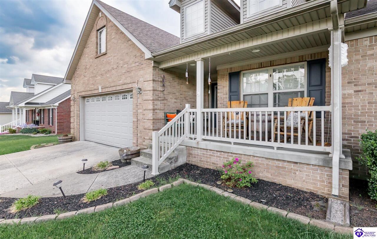 Property Photo:  131 Piedmont Drive East  KY 40175 