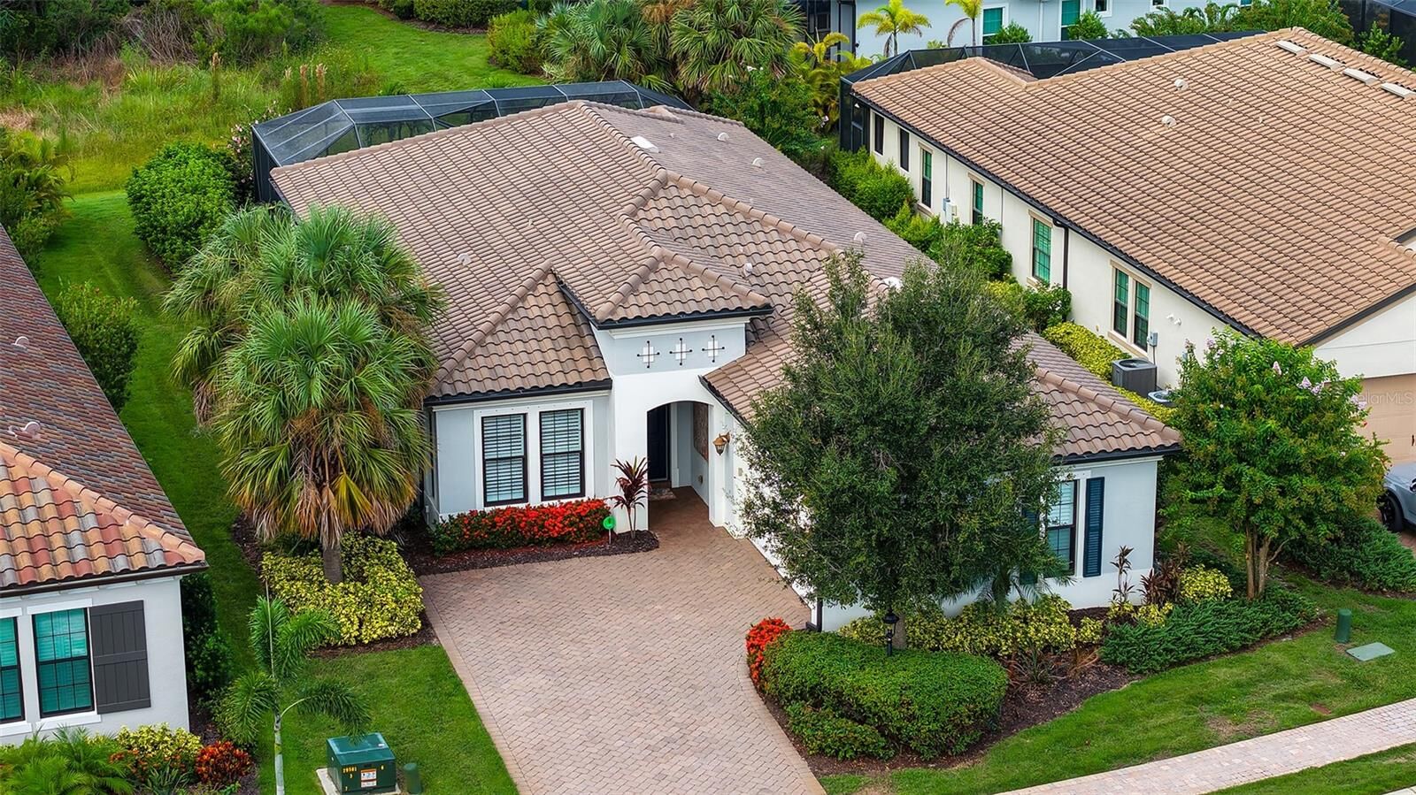 Property Photo:  16612 Collingtree Crossing  FL 34202 