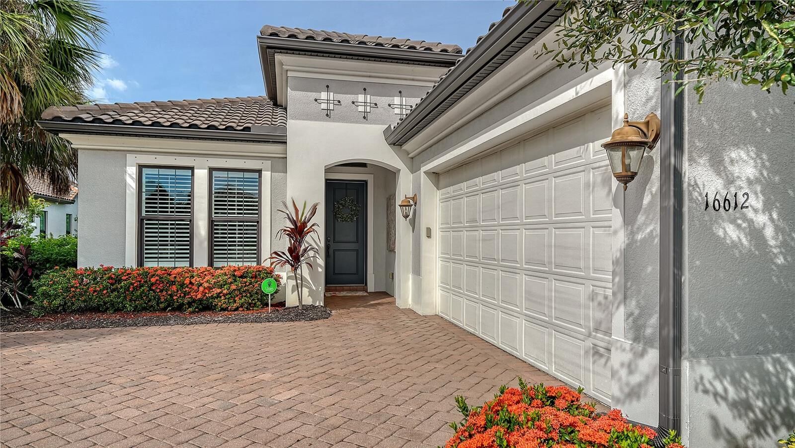 Property Photo:  16612 Collingtree Crossing  FL 34202